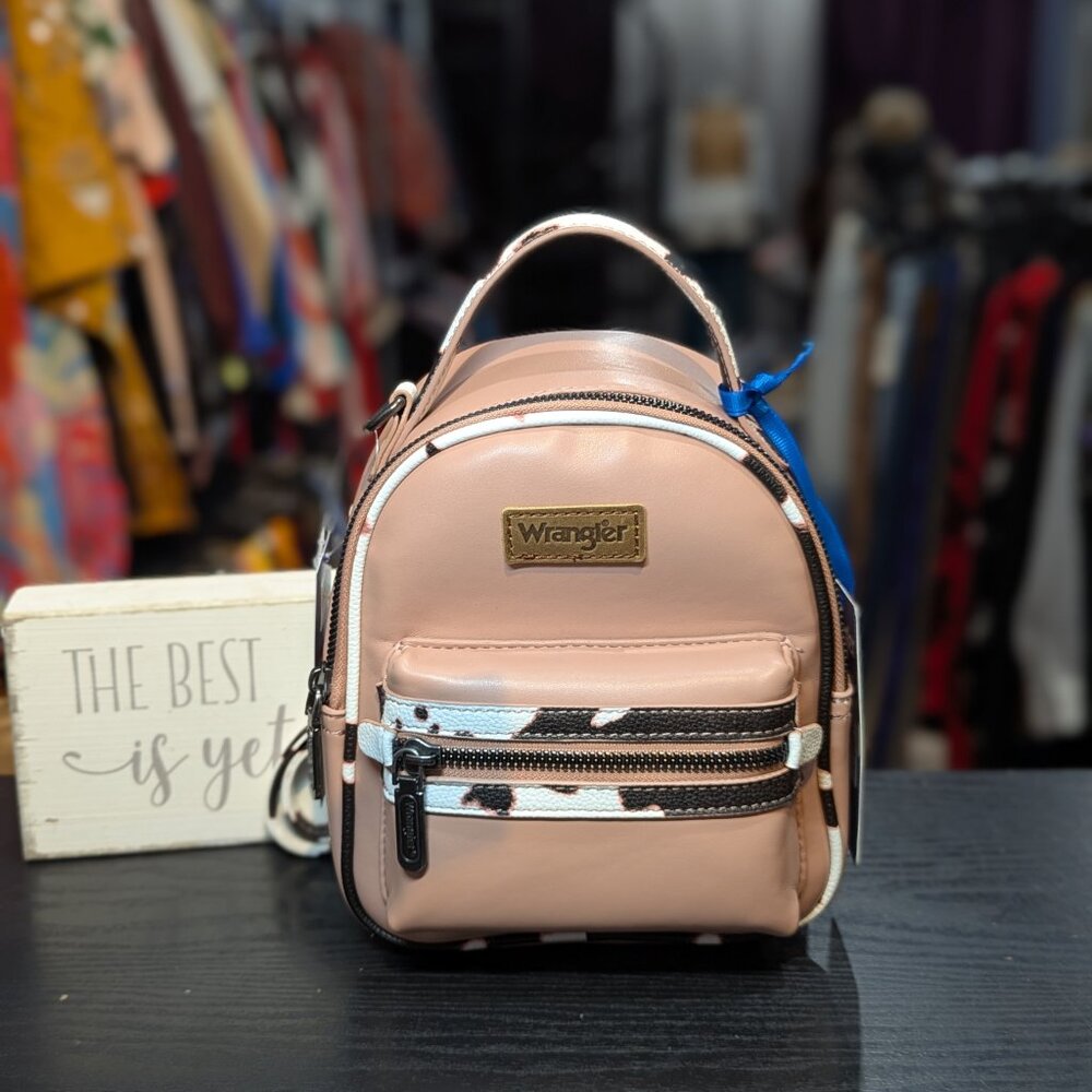 ‼️SOLD IN STORE‼️ Wrangler Mini Backpack w/ Coin Pouch (Pink) - Picture 3 of 5